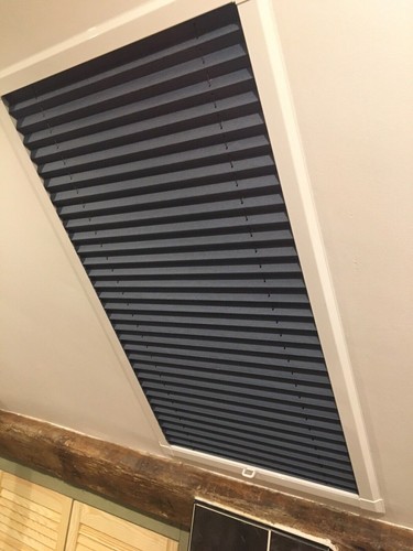 Skylight pleated roof - pleated, blinds