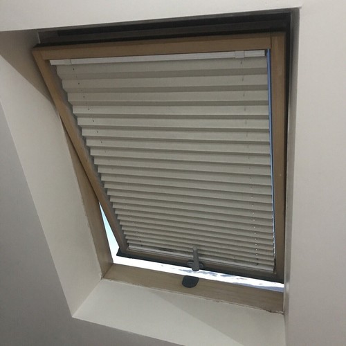 Cream blackout pleated blind - blackout,